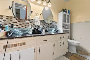 924 Tyler Rd, Scranton, SC 29591 - Photo 16