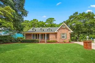 18 Sextant Pl, Pawleys Island, SC 29585 - Photo 2