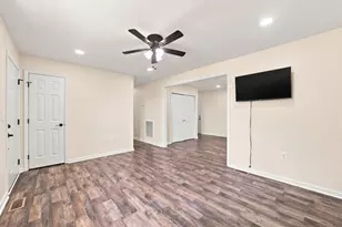 2761 Thurgood Marshall Hwy, Kingstree, SC 29556 - Photo 6