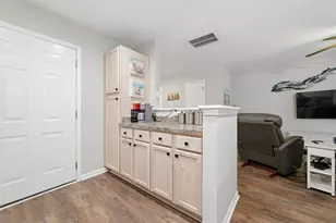 621 Riverward Dr, Myrtle Beach, SC 29588 - Photo 10