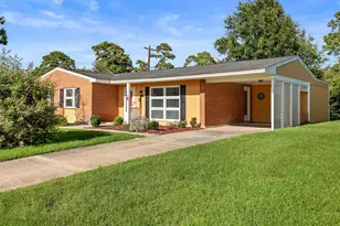 636 Hemlock Ave, Myrtle Beach, SC 29577 - Photo 1