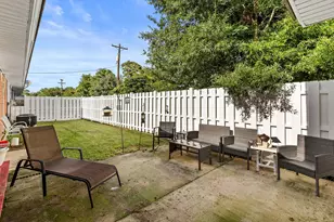 636 Hemlock Ave, Myrtle Beach, SC 29577 - Photo 4