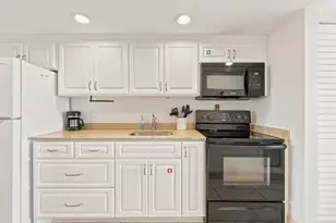 2000 N Ocean Blvd, Myrtle Beach, SC 29577 - Photo 8