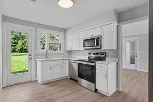 3931 Spruce Dr, Myrtle Beach, SC 29577 - Photo 6