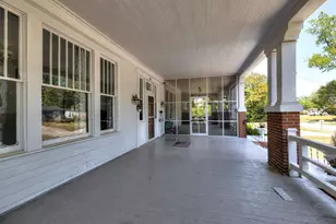 124 Singletary Ave, Lake City, SC 29560 - Photo 6