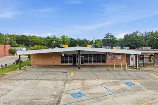 208 W Broadway St, Johnsonville, SC 29555 - Photo 1