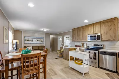 1521 Tanglewood Ave, North Myrtle Beach, SC 29582 - Photo 10