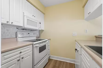 627 Woodmoor Dr. #302, Murrells Inlet, SC 29576 - Photo 12