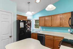 2215 Jefferson Cir, Little River, SC 29566 - Photo 6