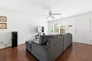 3030 Hollybrooke Dr, Myrtle Beach, SC 29579 - Photo 4