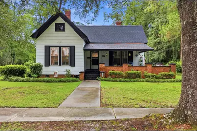 222 E Wine St., Mullins, SC 29574 - Photo 1