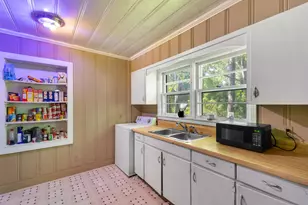 411 E Leitner St, Latta, SC 29565 - Photo 8