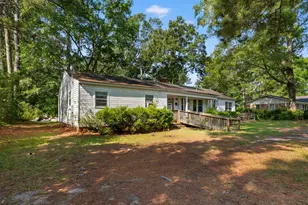 411 E Leitner St, Latta, SC 29565 - Photo 2