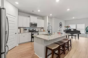 2070 Santa Maria St, Myrtle Beach, SC 29579 - Photo 4