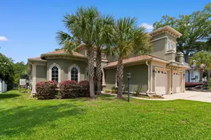 352 Waterside Dr, Myrtle Beach, SC 29577 - Photo 2