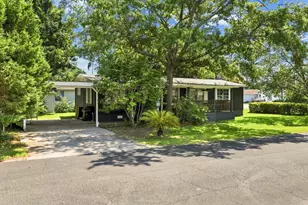 728 Garden Lake Dr, Garden City Beach, SC 29576 - Photo 36