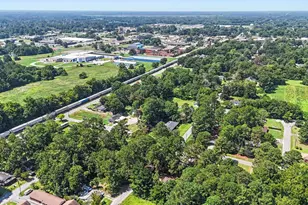 411 E Wine St, Mullins, SC 29574 - Photo 26
