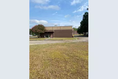 318 E Main St., Kingstree, SC 29556 - Photo 4