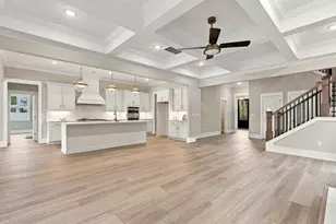 707 Holloway Cir N, North Myrtle Beach, SC 29582 - Photo 2