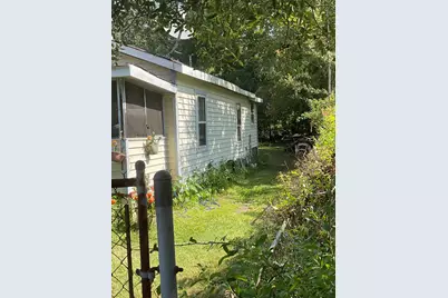 2004 Emmanuel St., Georgetown, SC 29440 - Photo 2