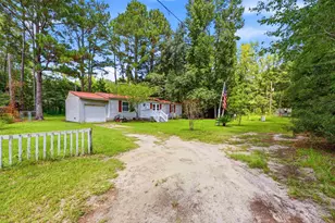 135 Ann Rudiger Ln, Longs, SC 29568 - Photo 2