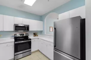 5825 Catalina Dr, North Myrtle Beach, SC 29582 - Photo 4