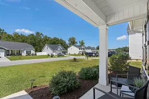 135 Kingston Bluff Dr, Longs, SC 29568 - Photo 4
