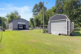 319 W Marion St, Mullins, SC 29574 - Photo 52