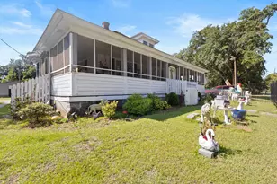 319 W Marion St, Mullins, SC 29574 - Photo 10