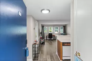 5905 S Kings Hwy, Myrtle Beach, SC 29575 - Photo 2