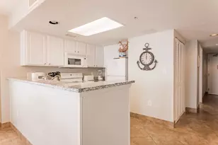 2000 N Ocean Blvd, Myrtle Beach, SC 29577 - Photo 8