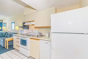 1304 N Ocean Blvd, Myrtle Beach, SC 29577 - Photo 16