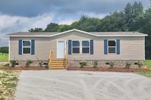 732 Black Branch Rd, Dillon, SC 29536 - Photo 1