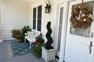 107 Cottage Ct, Pawleys Island, SC 29585 - Photo 2