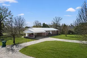 3813 W Marion St, Mullins, SC 29574 - Photo 10