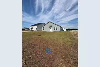 605 Shady Ridge Dr, Loris, SC 29569 - Photo 2
