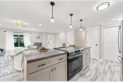 3031 Salem Circle, Garden City, SC 29576 - Photo 10