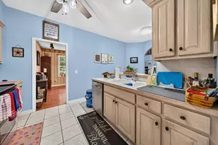 466 Old Plantation Dr, Pawleys Island, SC 29585 - Photo 12
