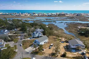 400 Elizabeth Dr, Garden City, SC 29576 - Photo 48
