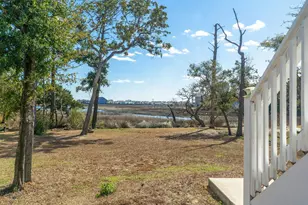 400 Elizabeth Dr, Garden City, SC 29576 - Photo 30