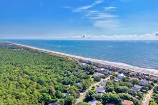 221 Windover Dr, Pawleys Island, SC 29585 - Photo 32