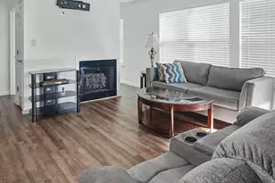 1010 Charles St, North Myrtle Beach, SC 29582 - Photo 4