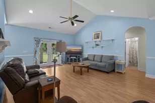 305 Brace Dr, Pawleys Island, SC 29585 - Photo 14