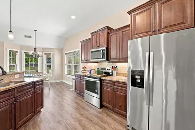 117 Old English Dr., Galivants Ferry, SC 29544 - Photo 18