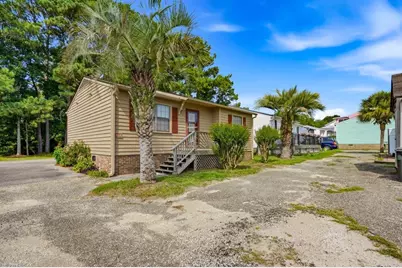705 3rd Ave. S, North Myrtle Beach, SC 29582 - Photo 2