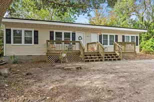405 12th Ave S, Myrtle Beach, SC 29577 - Photo 1