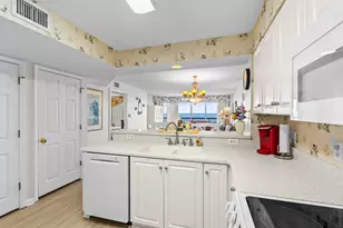 102 N Ocean Blvd, North Myrtle Beach, SC 29582 - Photo 10