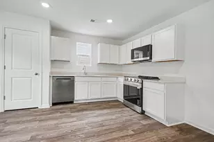 111 Cottonwood Pl, Tabor City, NC 28463 - Photo 8