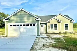304 Miller St, Chadbourn, NC 28431 - Photo 2