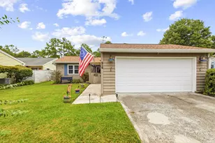 414 Killarney Dr, Myrtle Beach, SC 29588 - Photo 1